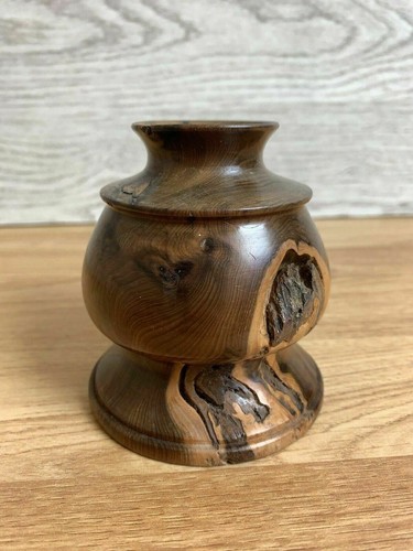 Handmade wooden candle - candle, holder